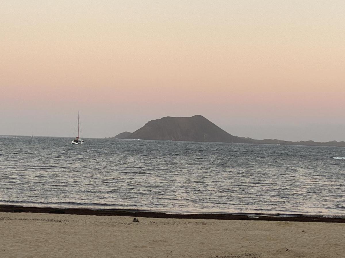 Sun And Surf Stay Corralejo Exterior photo
